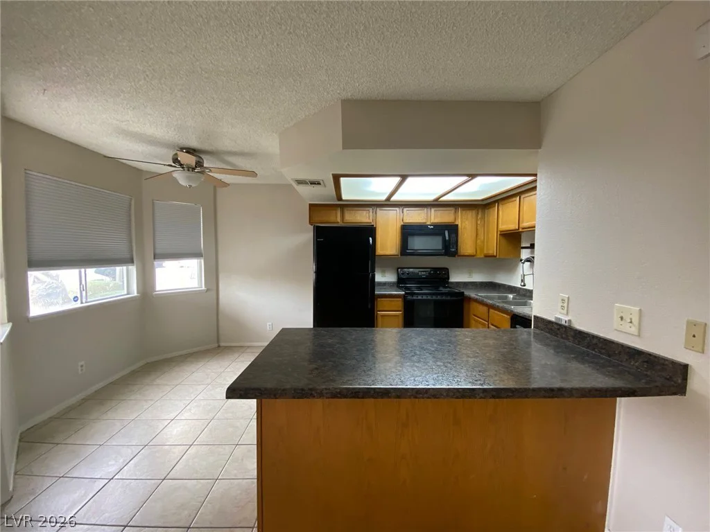 900 Boulder Springs, Las Vegas, NV 89128