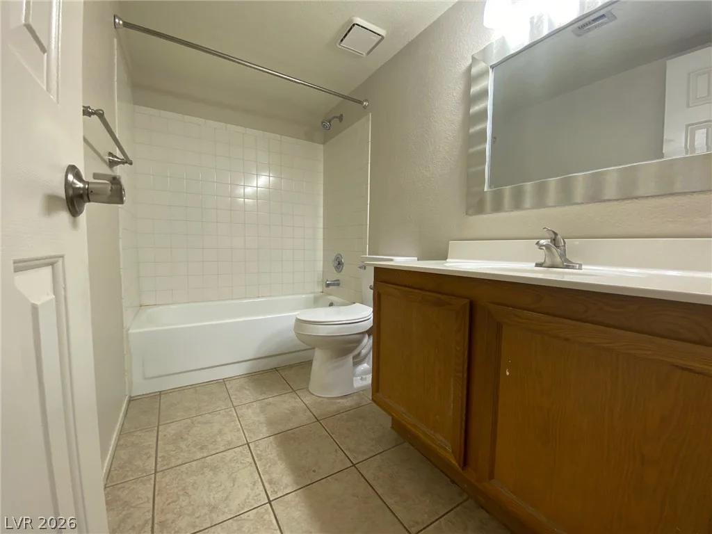 900 Boulder Springs, Las Vegas, NV 89128