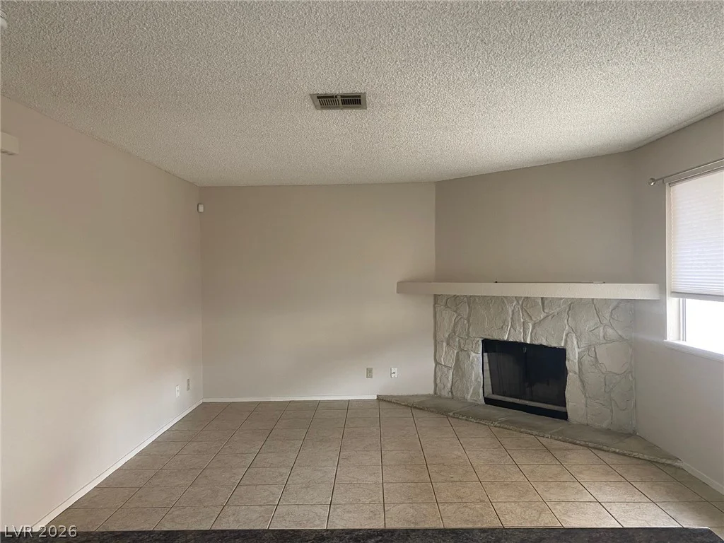 900 Boulder Springs, Las Vegas, NV 89128