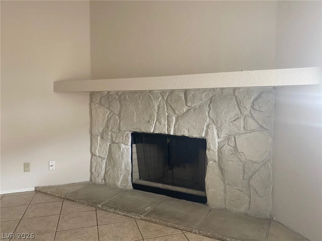 900 Boulder Springs, Las Vegas, NV 89128