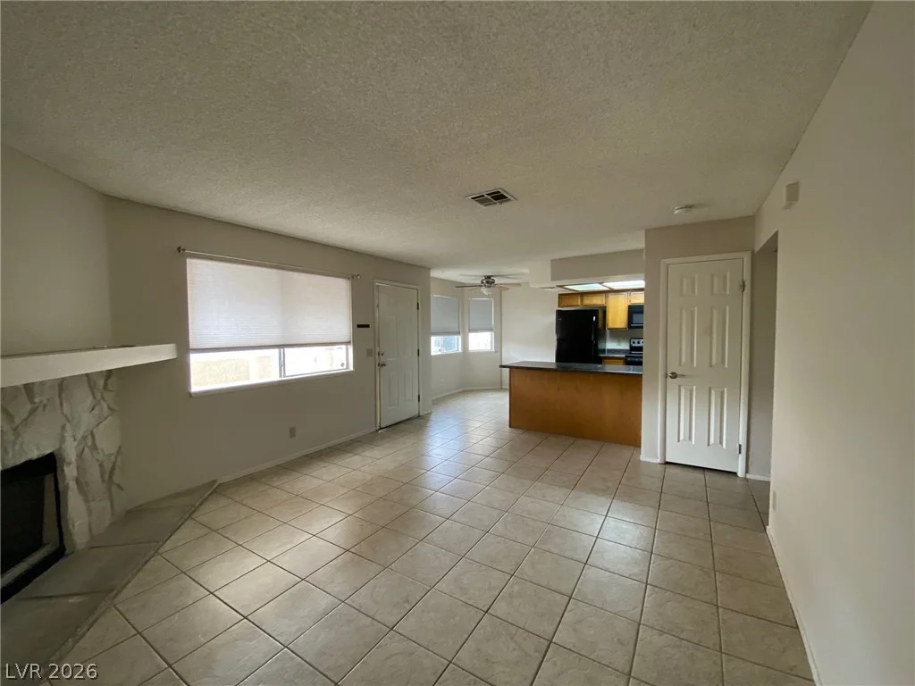 900 Boulder Springs, Las Vegas, NV 89128