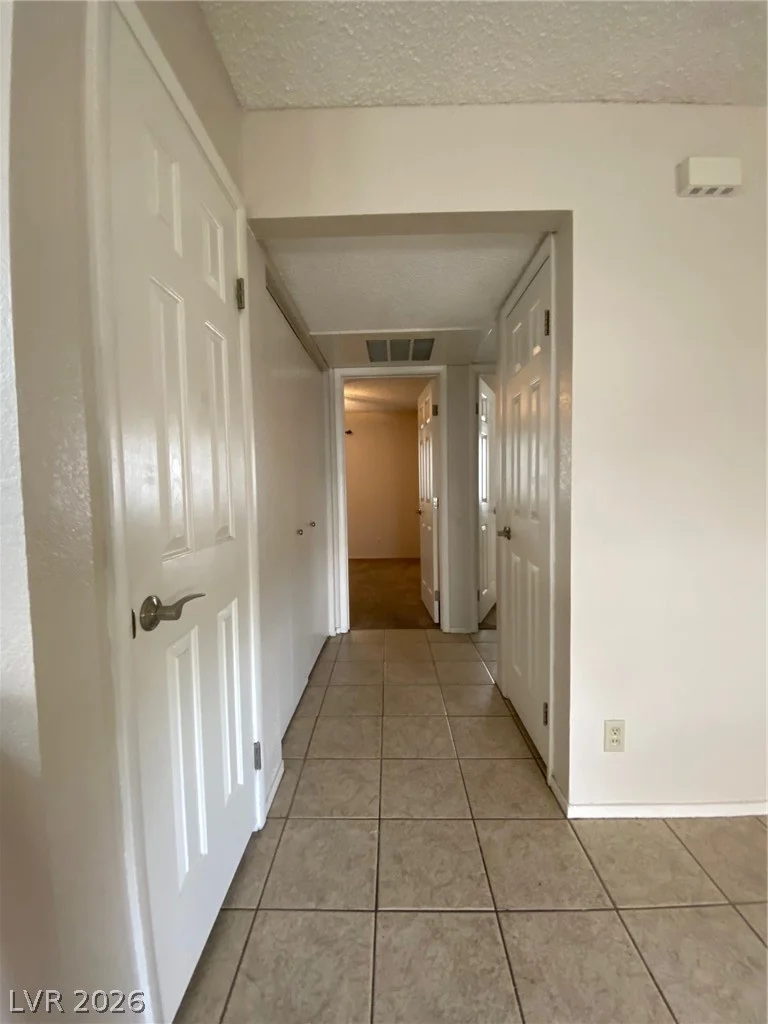 900 Boulder Springs, Las Vegas, NV 89128