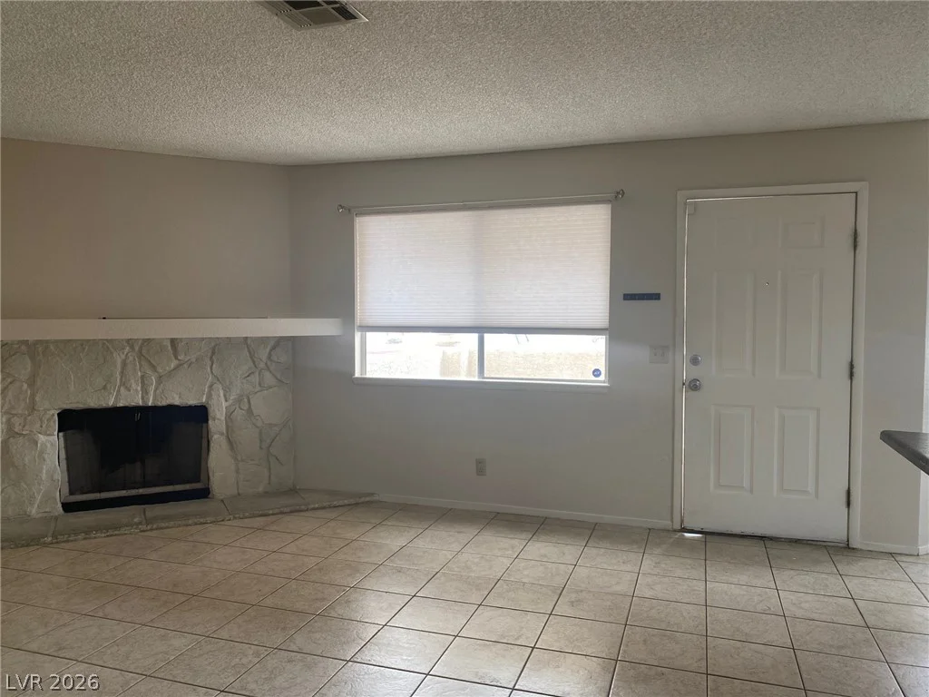 900 Boulder Springs, Las Vegas, NV 89128