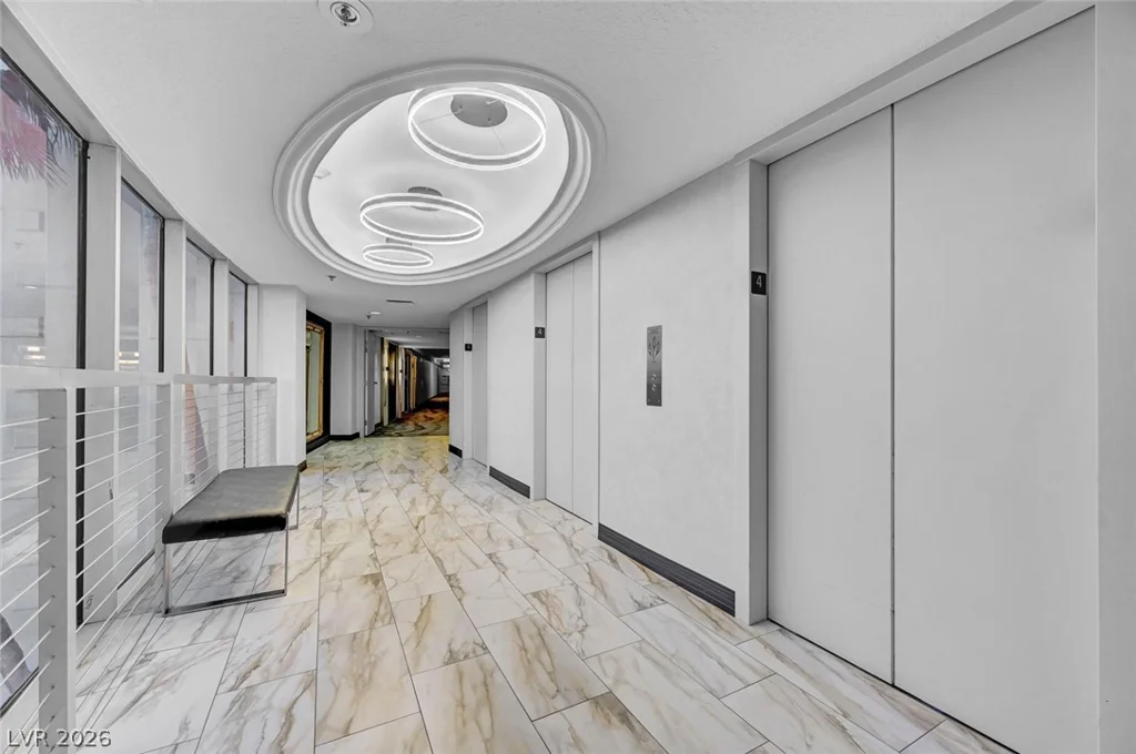 3111 Bel Air, Las Vegas, NV 89109