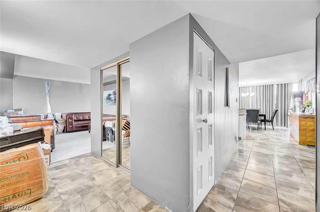 3111 Bel Air, Las Vegas, NV 89109
