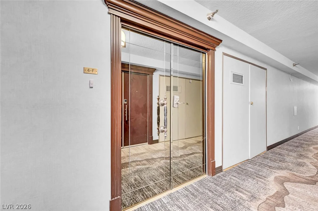 3111 Bel Air, Las Vegas, NV 89109
