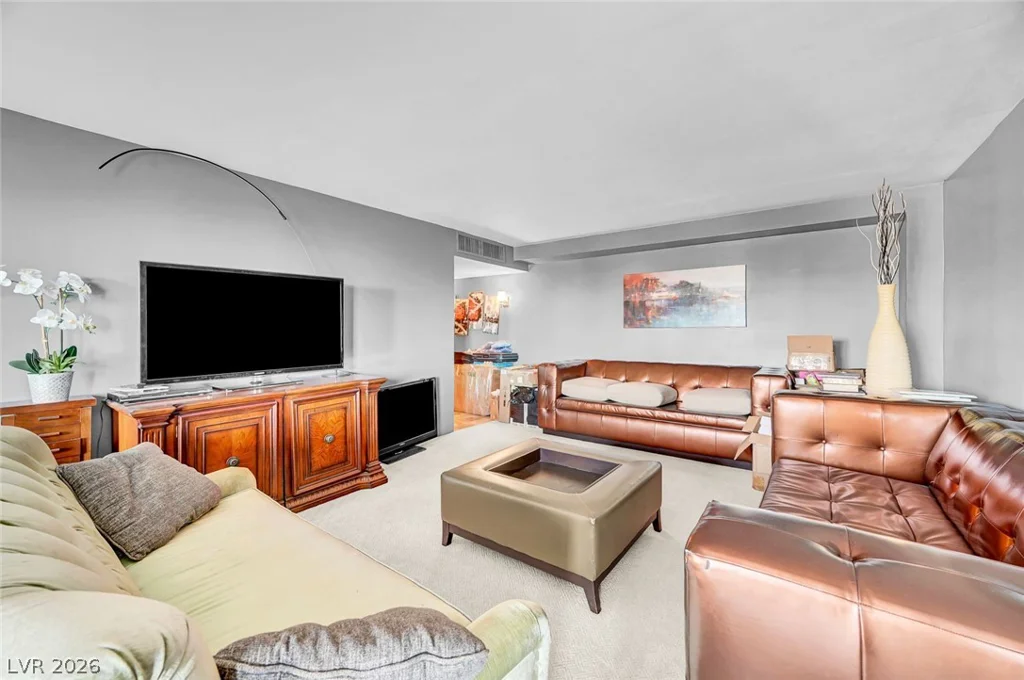 3111 Bel Air, Las Vegas, NV 89109