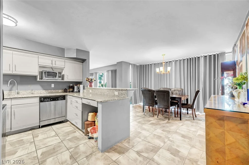 3111 Bel Air, Las Vegas, NV 89109