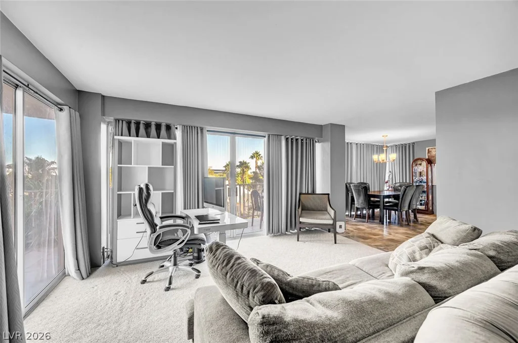 3111 Bel Air, Las Vegas, NV 89109
