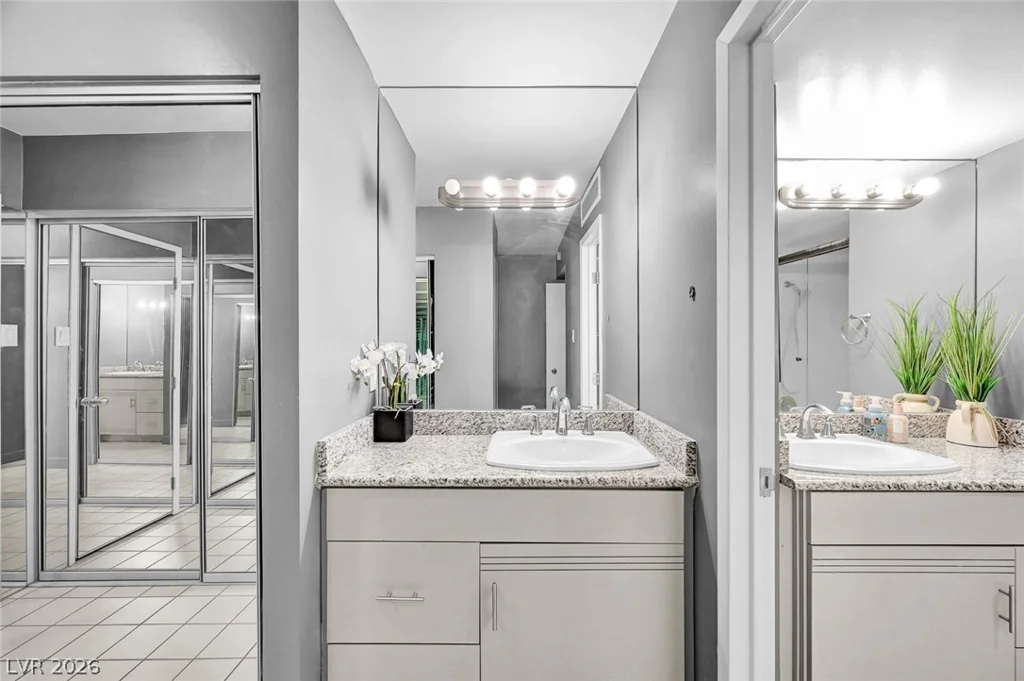 3111 Bel Air, Las Vegas, NV 89109