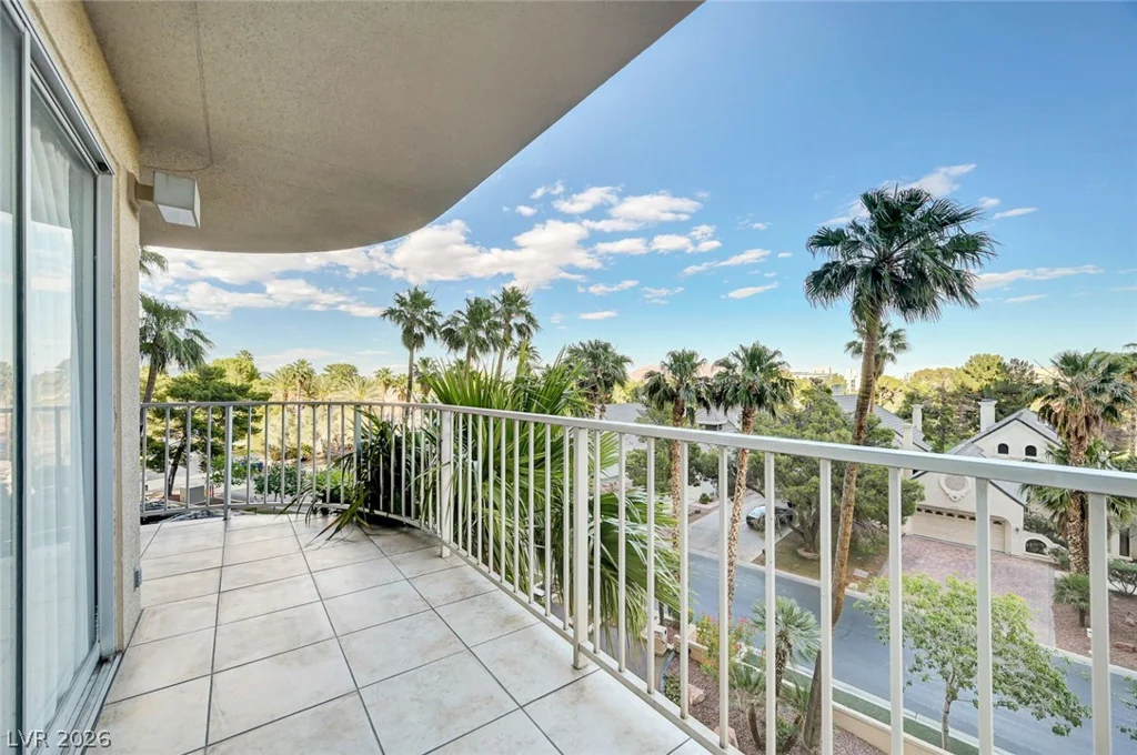 3111 Bel Air, Las Vegas, NV 89109