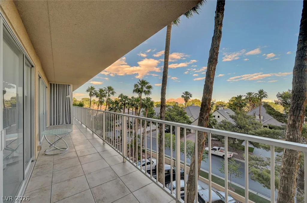 3111 Bel Air, Las Vegas, NV 89109