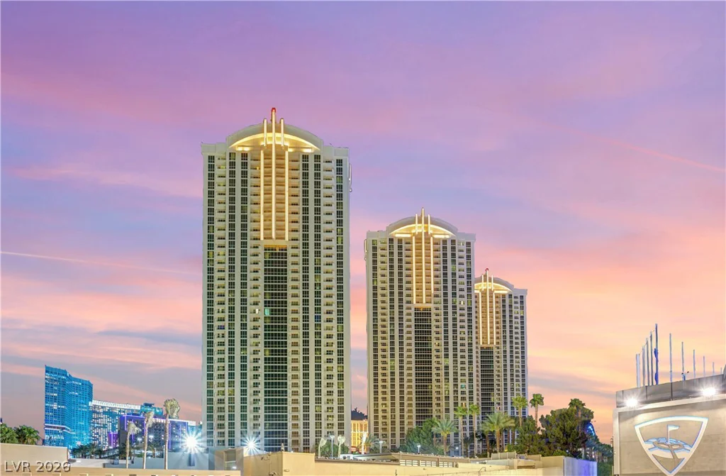 145 Harmon, Las Vegas, NV 89109