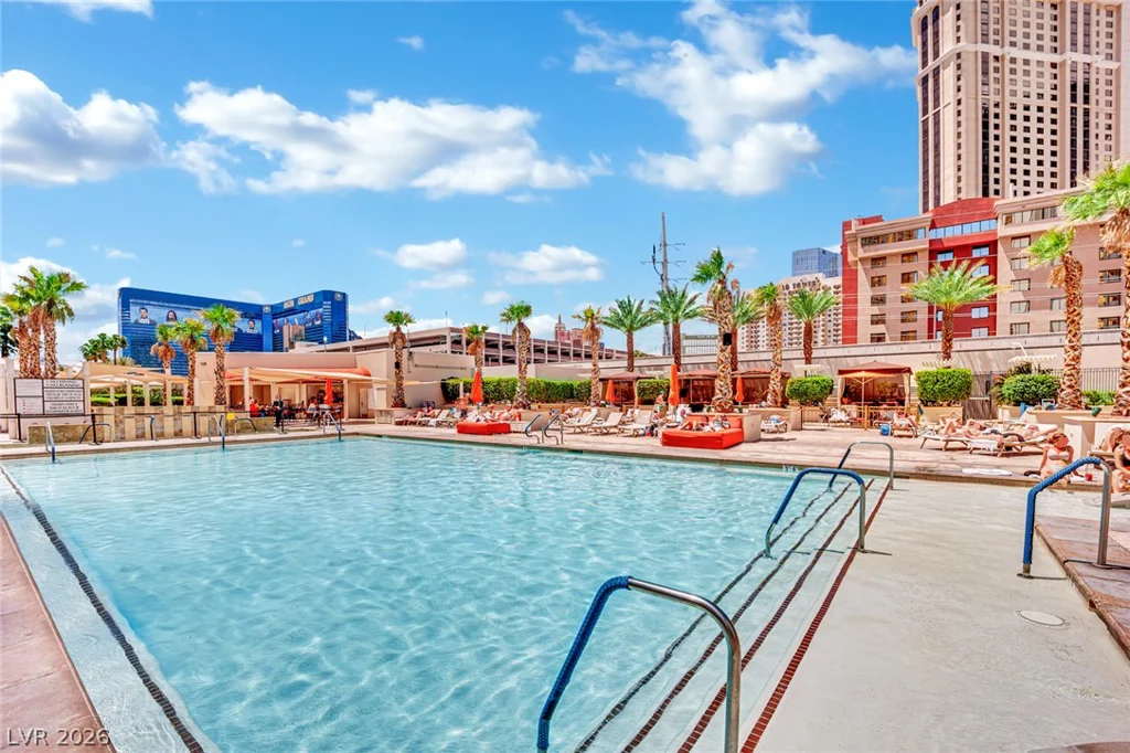 145 Harmon, Las Vegas, NV 89109