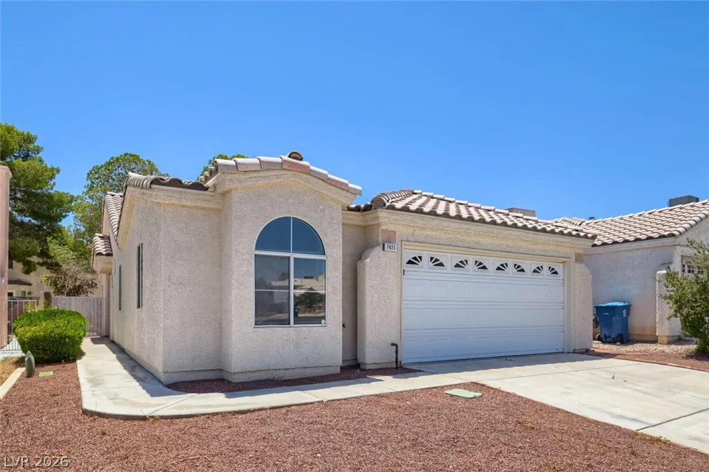 7421 Summer Sun, Las Vegas, NV 89128