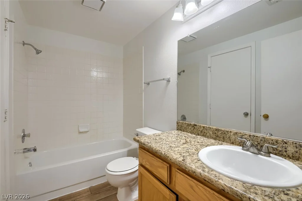 7421 Summer Sun, Las Vegas, NV 89128