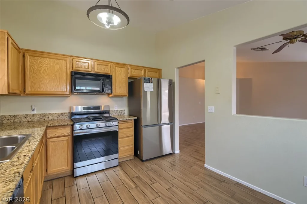 7421 Summer Sun, Las Vegas, NV 89128