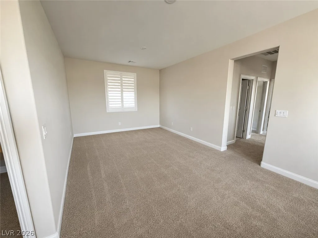 10291 Lodge Pine, Las Vegas, NV 89166