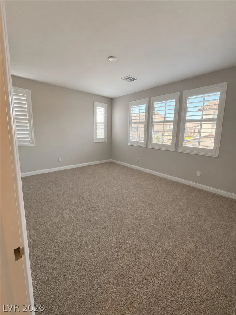 10291 Lodge Pine, Las Vegas, NV 89166