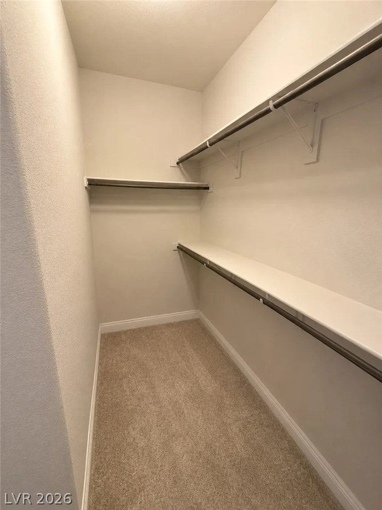 10291 Lodge Pine, Las Vegas, NV 89166