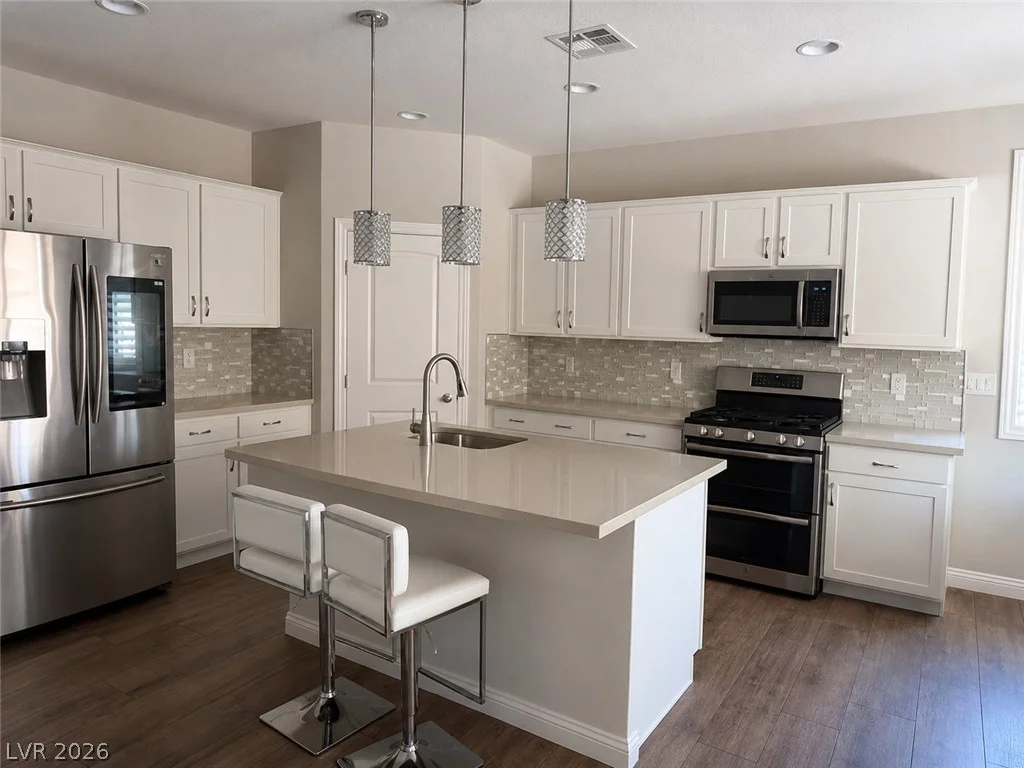10291 Lodge Pine, Las Vegas, NV 89166