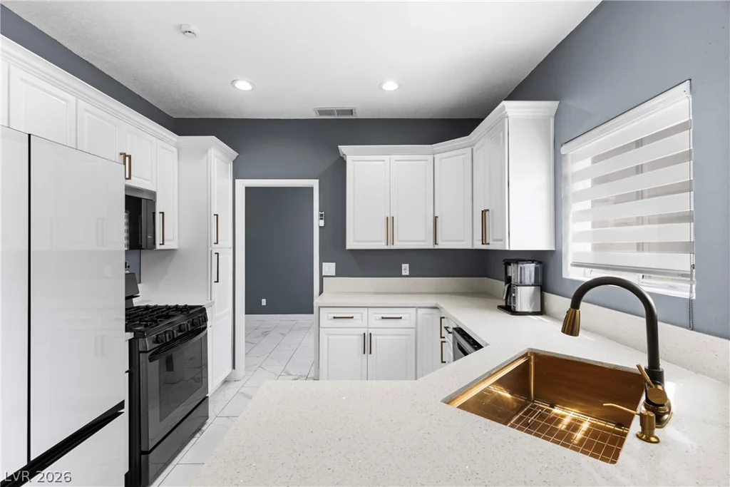 6385 Canyon Dawn, Las Vegas, NV 89108