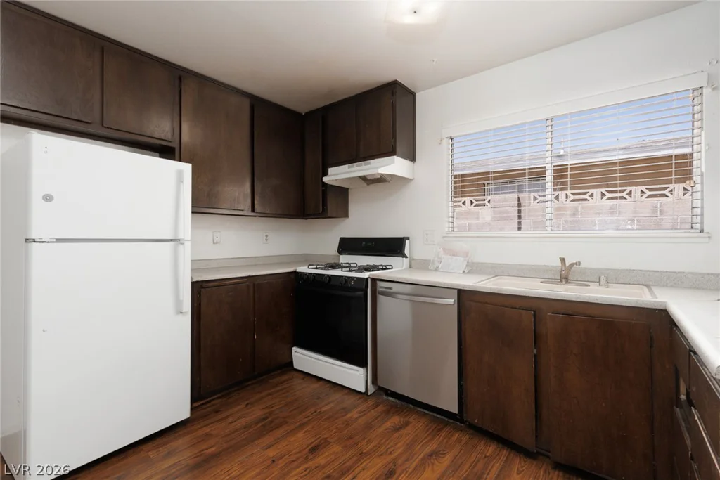 3958 Oakhill, Las Vegas, NV 89121