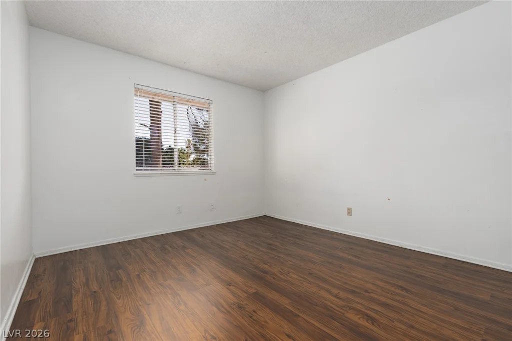3958 Oakhill, Las Vegas, NV 89121