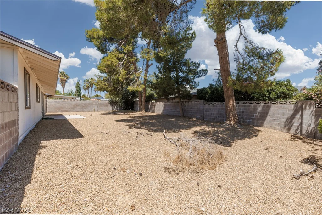 3958 Oakhill, Las Vegas, NV 89121