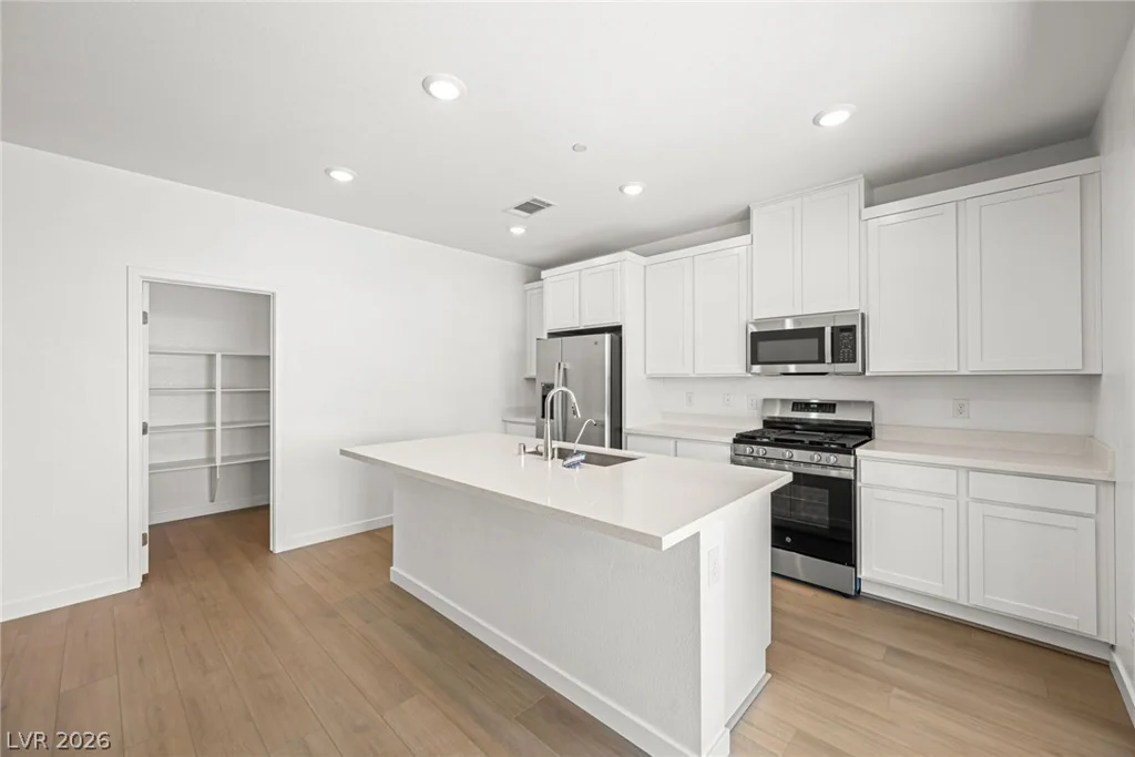 1518 Capri Cascades, Henderson, NV 89011