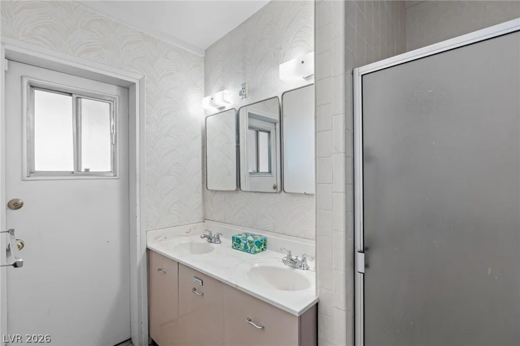 1601 Hartke, Las Vegas, NV 89104