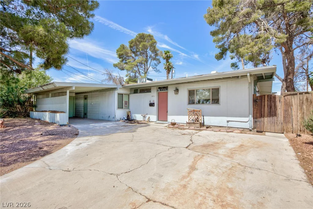 1601 Hartke, Las Vegas, NV 89104