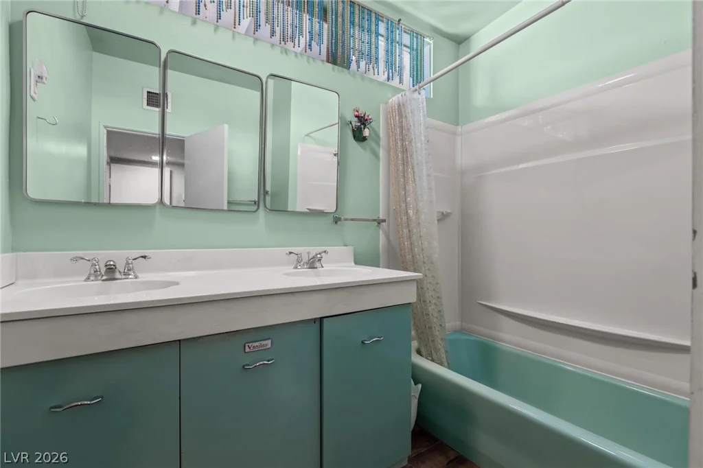 1601 Hartke, Las Vegas, NV 89104