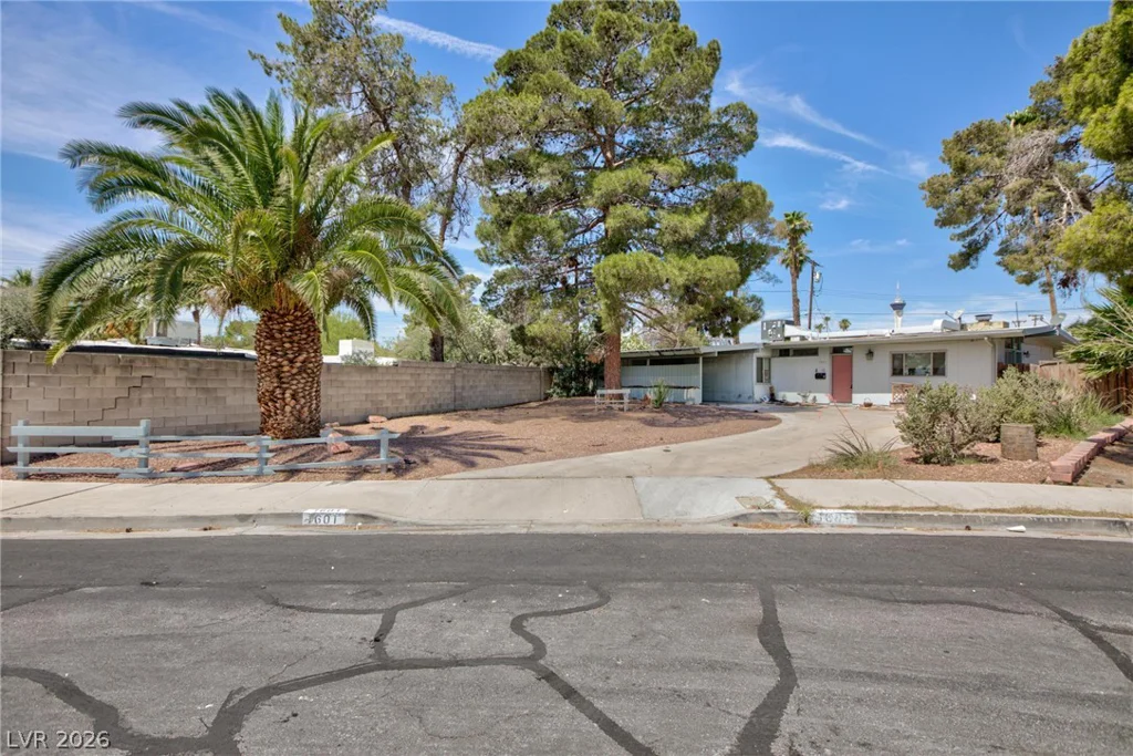 1601 Hartke, Las Vegas, NV 89104
