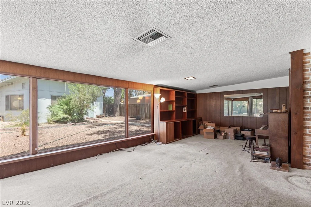 1601 Hartke, Las Vegas, NV 89104