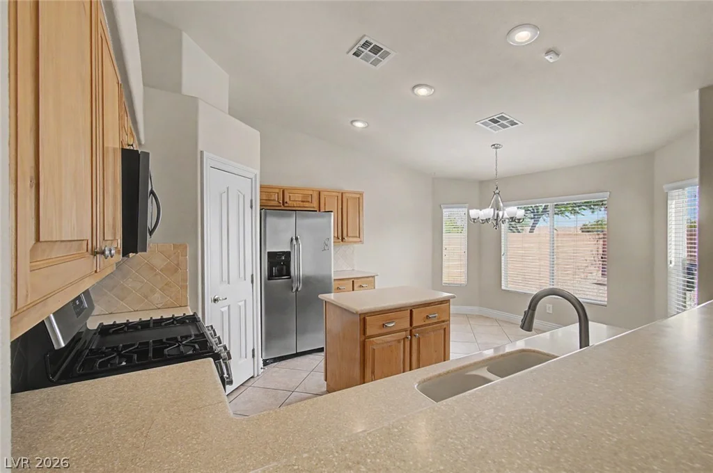 3421 Amish, North Las Vegas, NV 89031