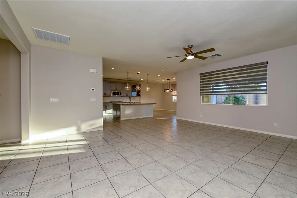9609 Lexington Arch, Las Vegas, NV 89178
