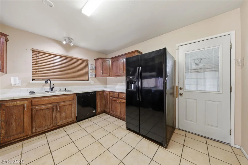 5194 Merrill, Las Vegas, NV 89120
