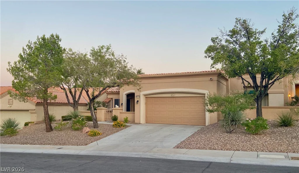 10731 Mission Lakes, Las Vegas, NV 89134