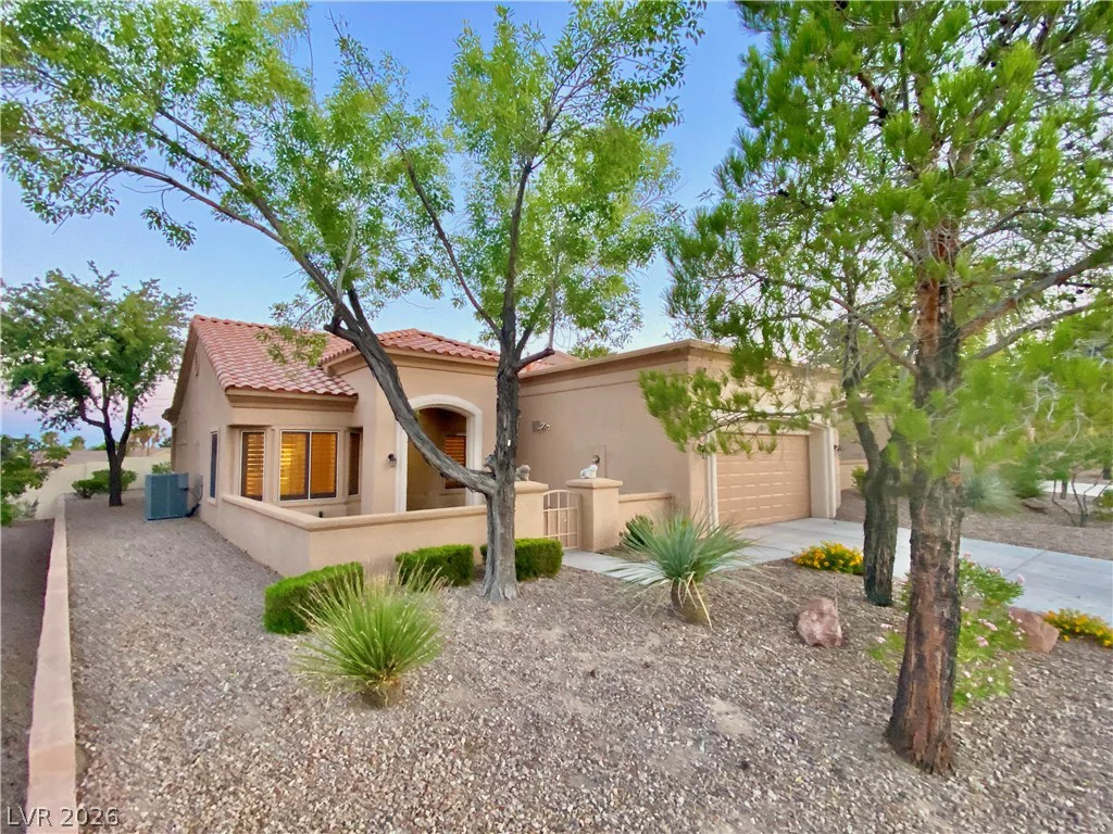 10731 Mission Lakes, Las Vegas, NV 89134