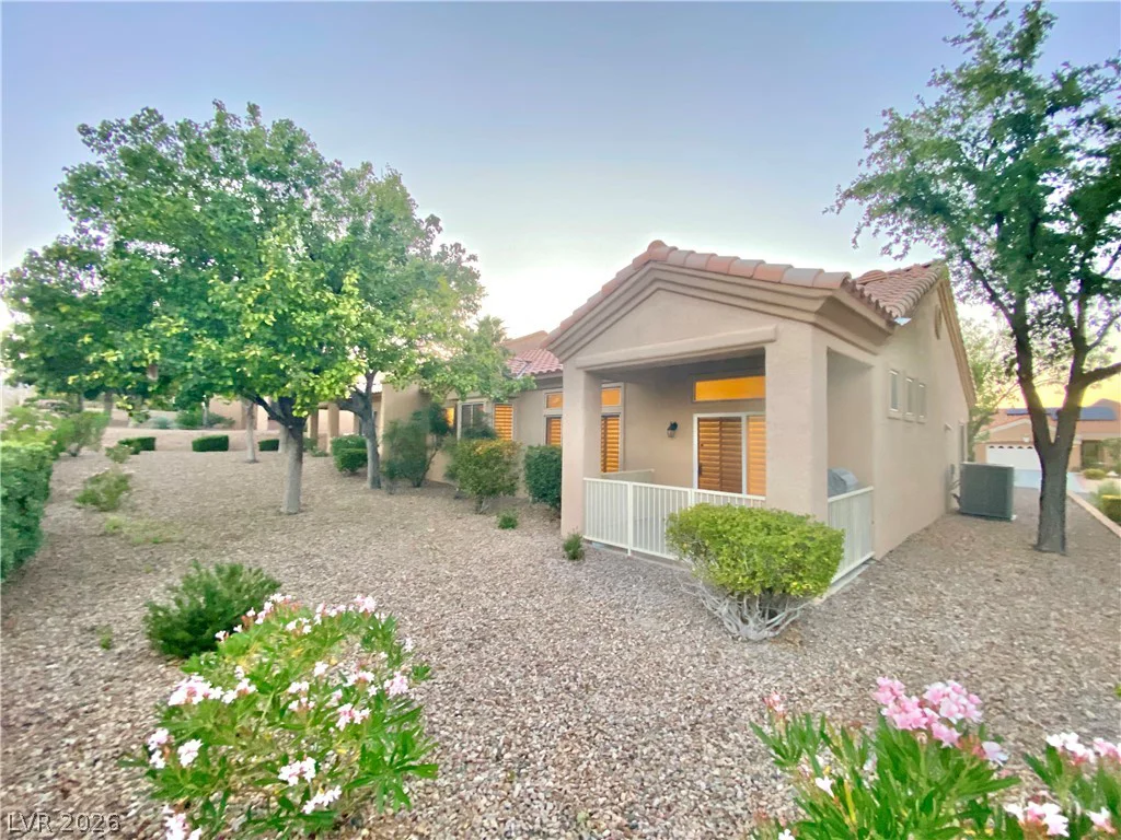 10731 Mission Lakes, Las Vegas, NV 89134