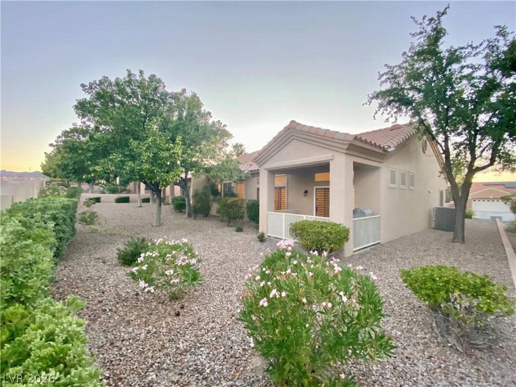 10731 Mission Lakes, Las Vegas, NV 89134