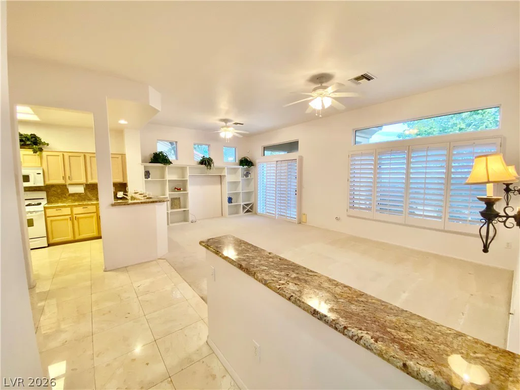 10731 Mission Lakes, Las Vegas, NV 89134