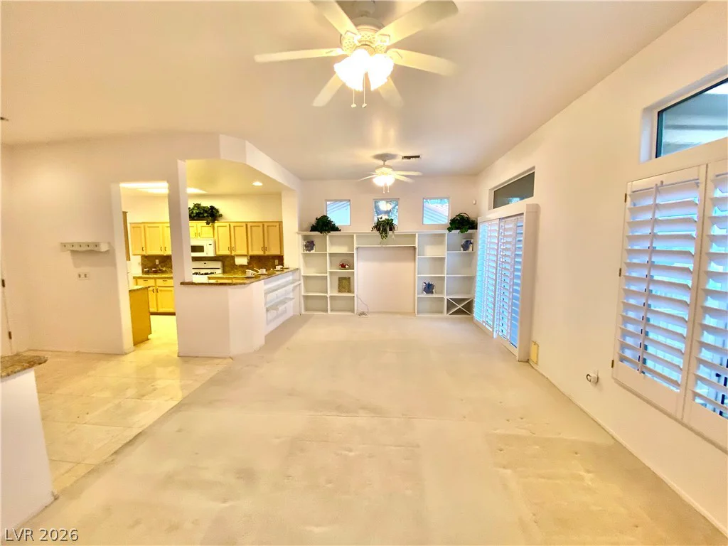 10731 Mission Lakes, Las Vegas, NV 89134