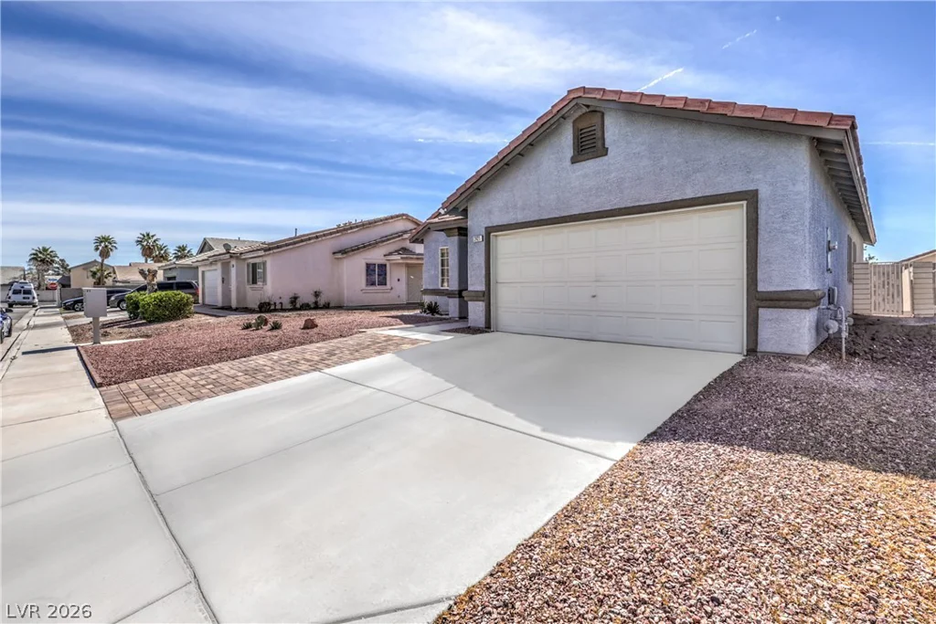 2421 Sunrise Springs, North Las Vegas, NV 89031