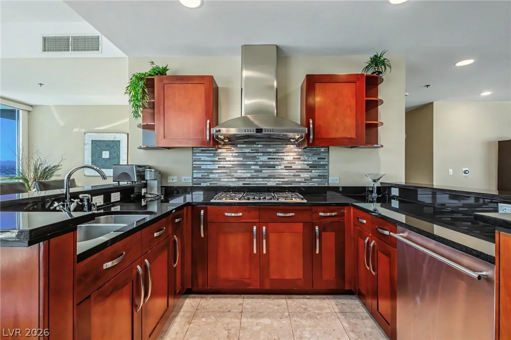 4525 Dean Martin, Las Vegas, NV 89103