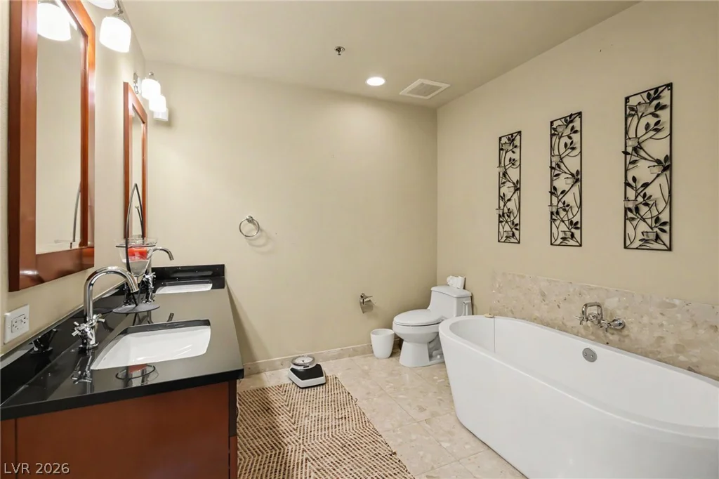 4525 Dean Martin, Las Vegas, NV 89103