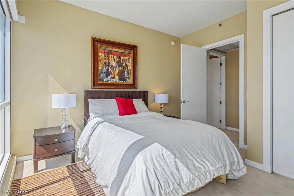 4525 Dean Martin, Las Vegas, NV 89103