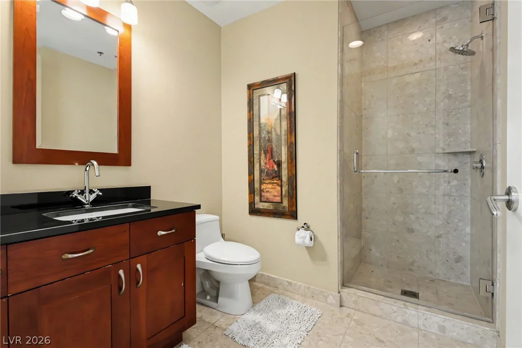 4525 Dean Martin, Las Vegas, NV 89103
