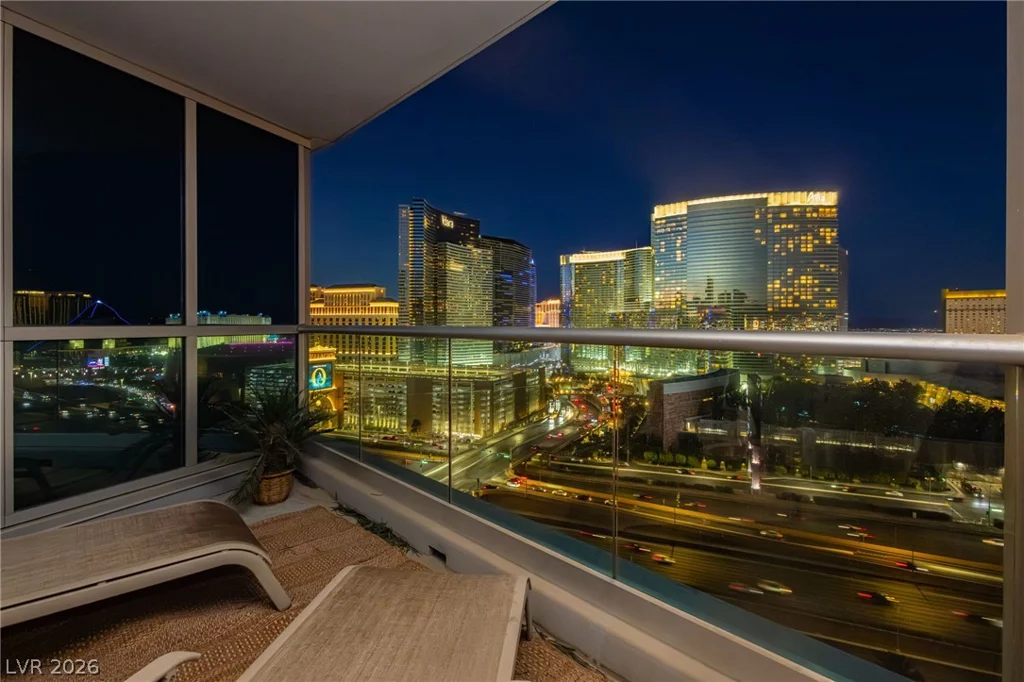 4525 Dean Martin, Las Vegas, NV 89103